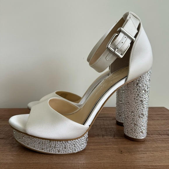 Jessica Simpson - Women's White Everyn Platform Sandal Heeled size 8.5 - Picture 4 of 15